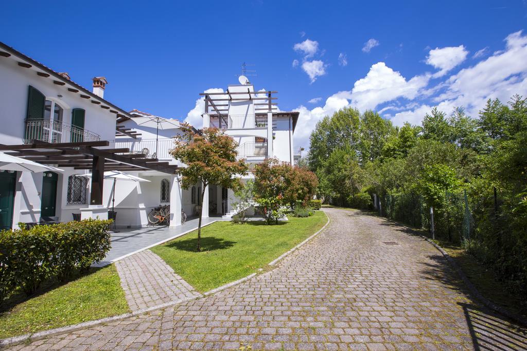 Residence Casa Bianca มารีนา ดิ มาซซา ภายนอก รูปภาพ