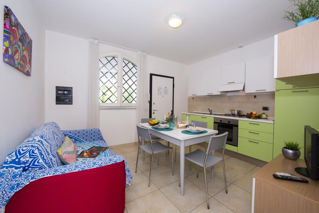 Residence Casa Bianca มารีนา ดิ มาซซา ภายนอก รูปภาพ